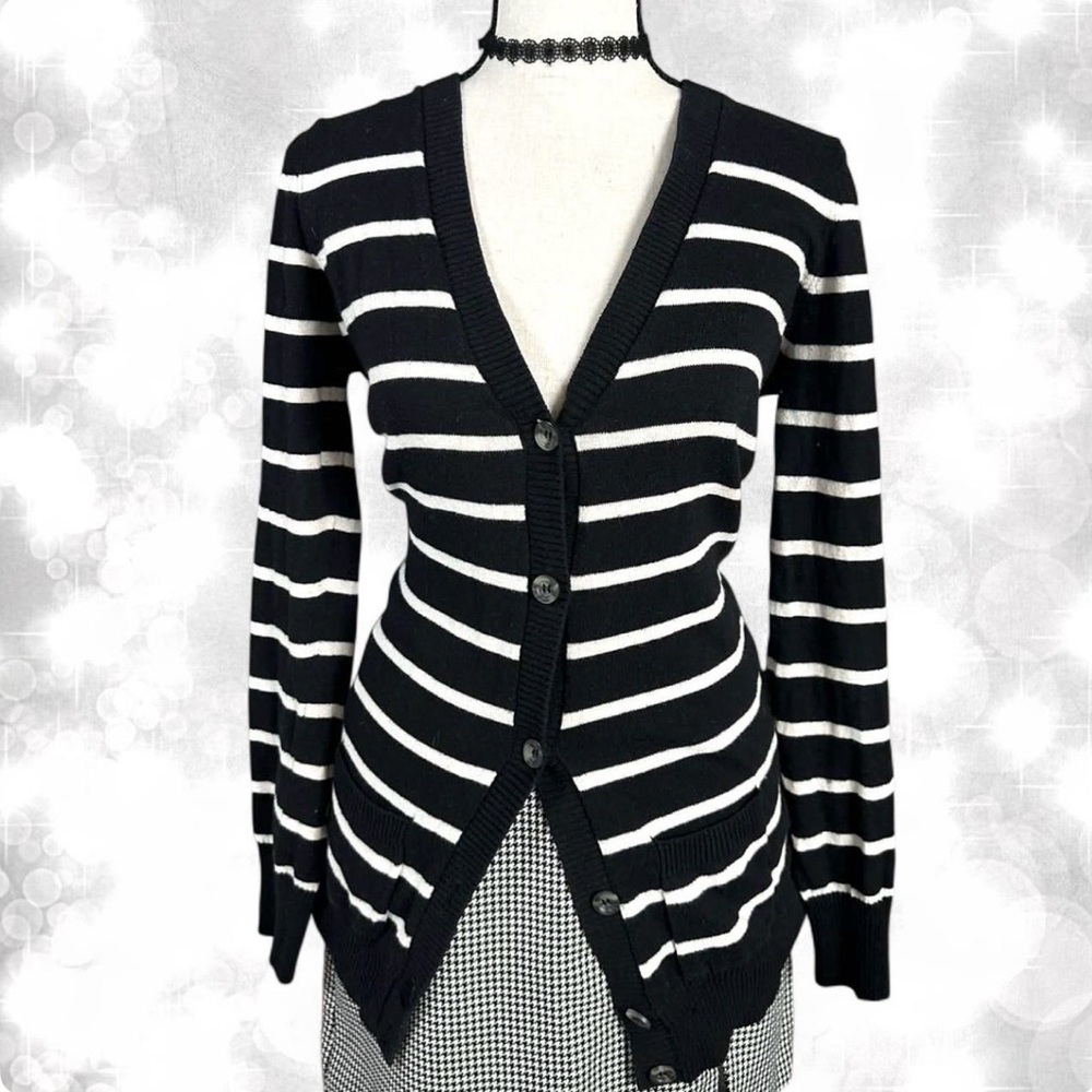 Y2K Coquette Grunge Style Long Sleeve Stripe Button Up Top